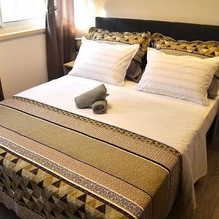 Apartments Rina - Kneze Račišće Zewnętrze zdjęcie