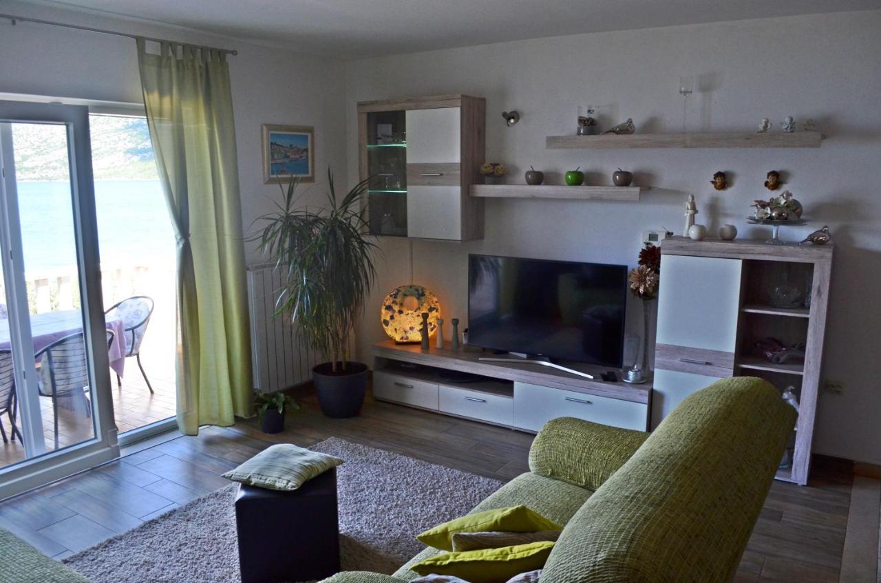 Apartments Rina - Kneze Račišće Zewnętrze zdjęcie