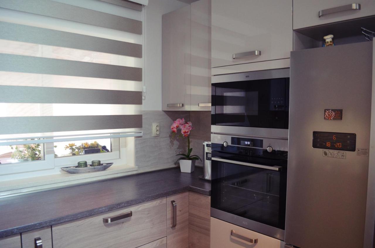 Apartments Rina - Kneze Račišće Zewnętrze zdjęcie