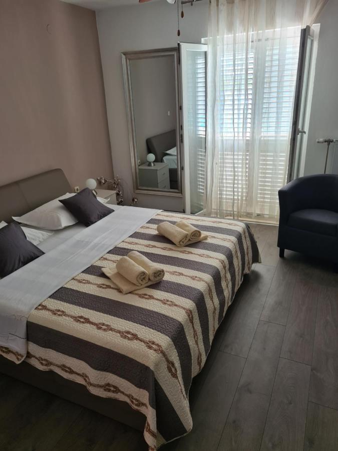 Apartments Rina - Kneze Račišće Pokój zdjęcie