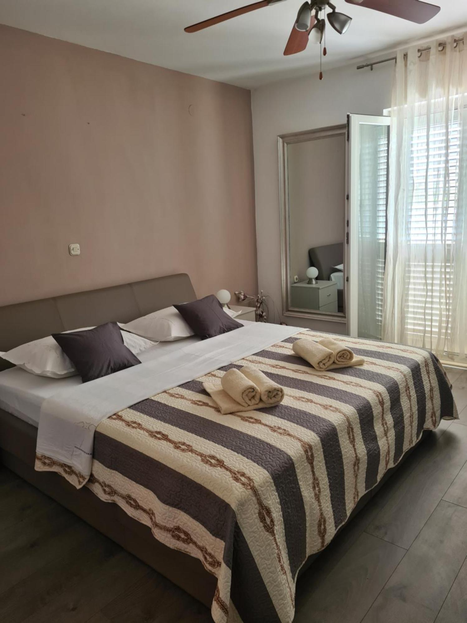 Apartments Rina - Kneze Račišće Pokój zdjęcie